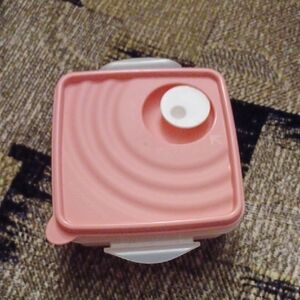 4/$30 Square Pink Tupperware Container with Vent Lid